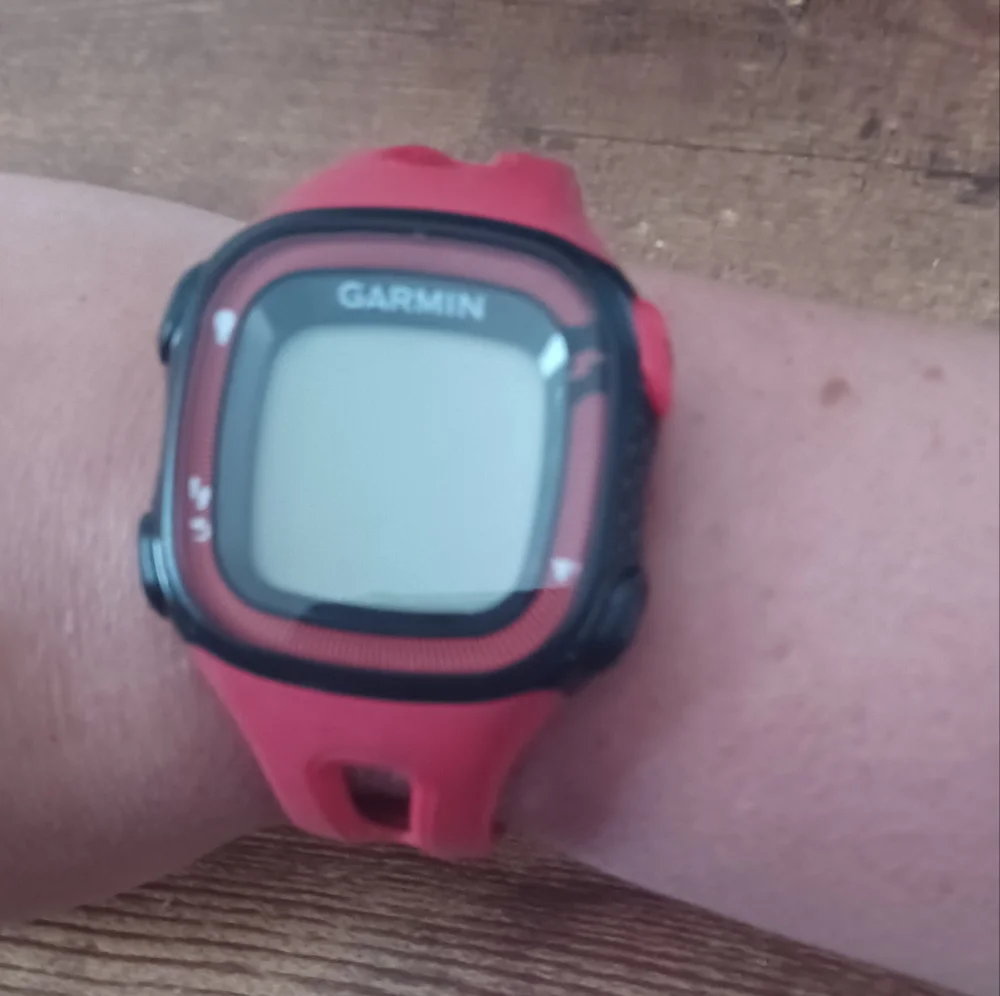 Red/Black Garmin Forerunner 15 smartwatch (comes w/ charger)